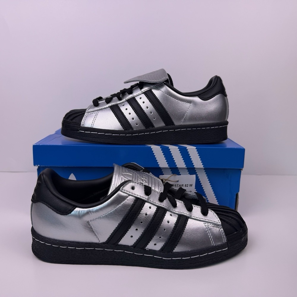Adidas Originals Superstar 82 Sneakers Women's Size 5.5 Silver Metallic / Black